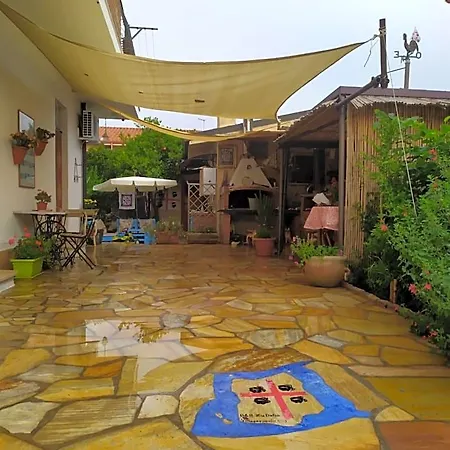 Zia Delia Bed & Breakfast 3*